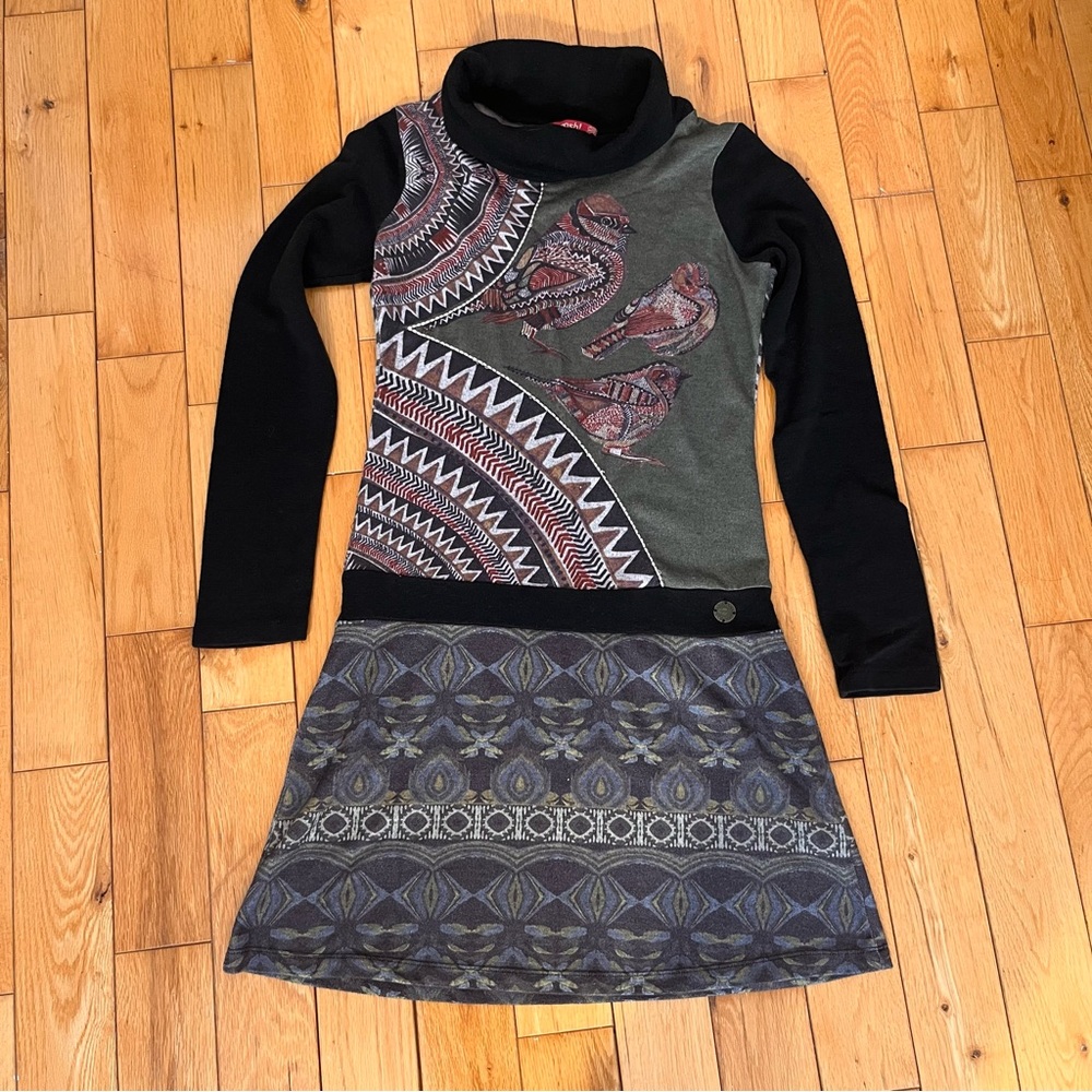 Patterned Long Sleeve Dress